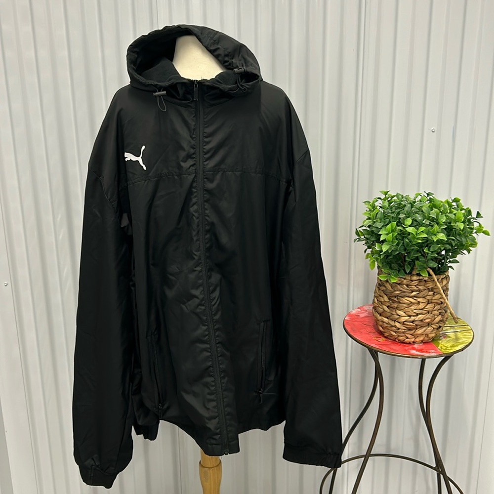 Men’s Puma zip up jacket